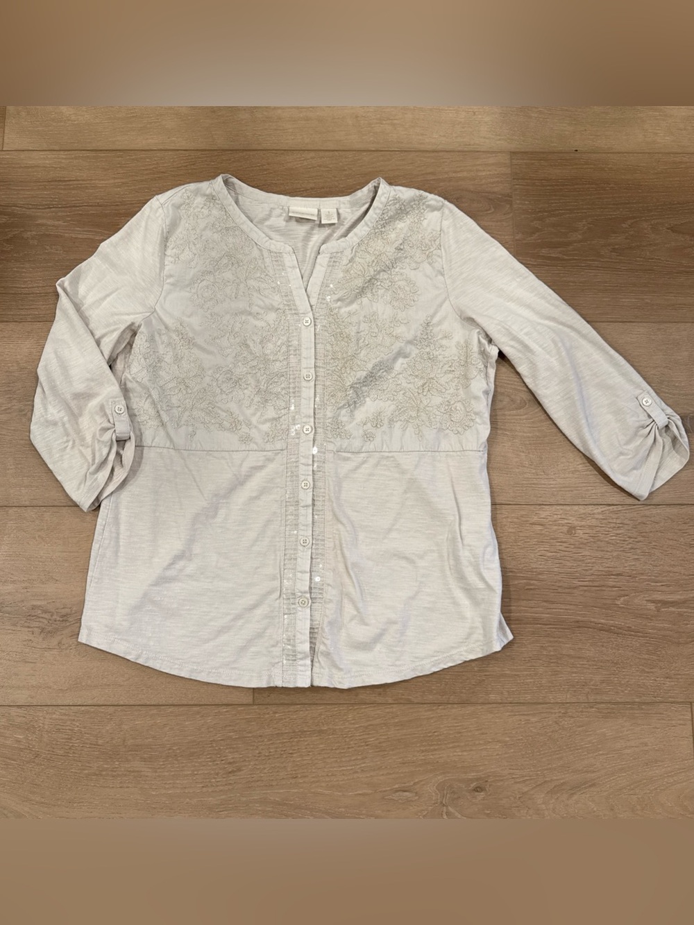 Chicos Beige Cream Embroidered Sequin Button Front Top 3/4 Sleeve Size 1 M